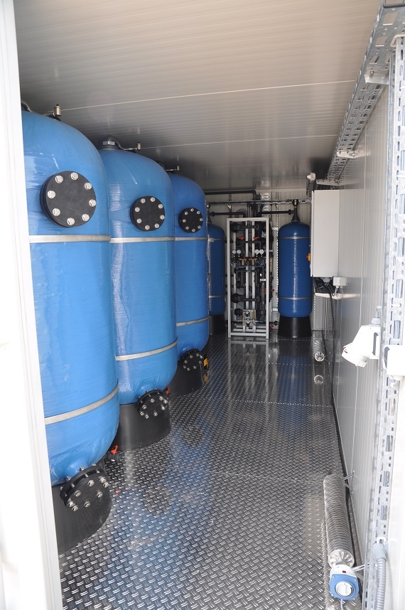 Aktivkohlefilter zur Grundwassersanierung im Container
